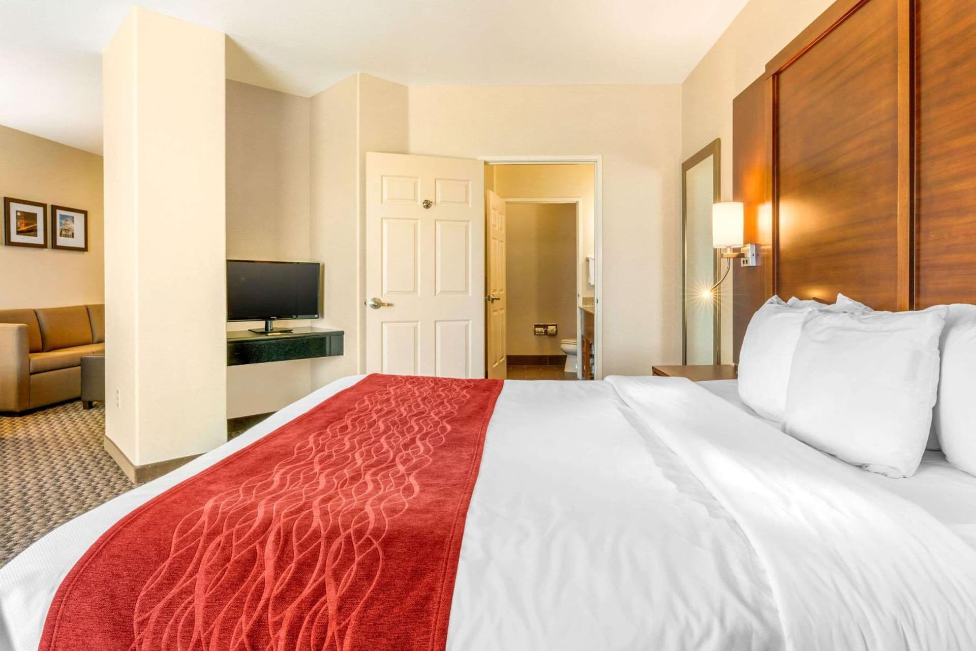 Comfort Inn & Suites Galt - Lodi North gallery photo in Galt, CA — image 13