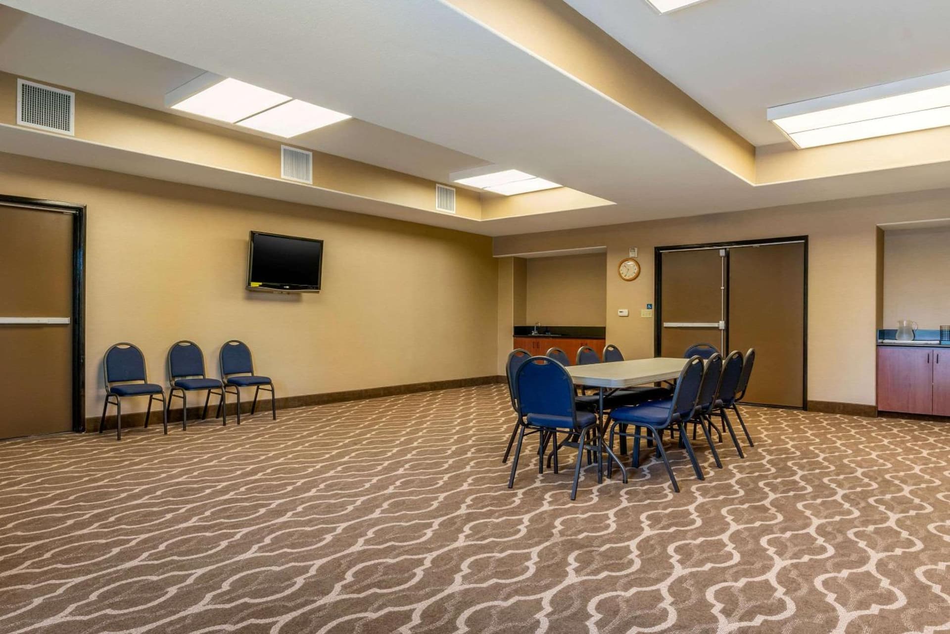 Comfort Inn & Suites Galt - Lodi North gallery photo in Galt, CA — image 16