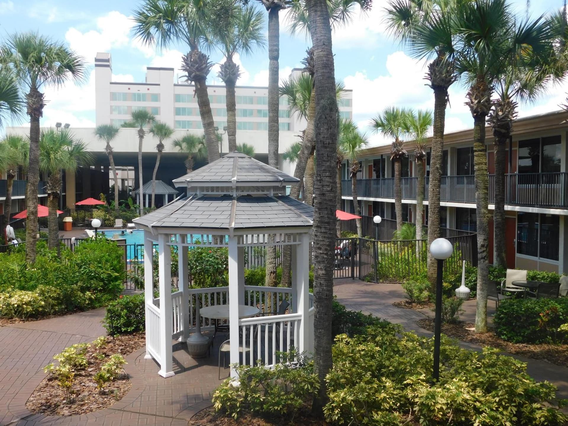 Ramada by Wyndham Kissimmee Gateway - Free Theme Park Shuttle gallery photo in Orlando, FL — image 90