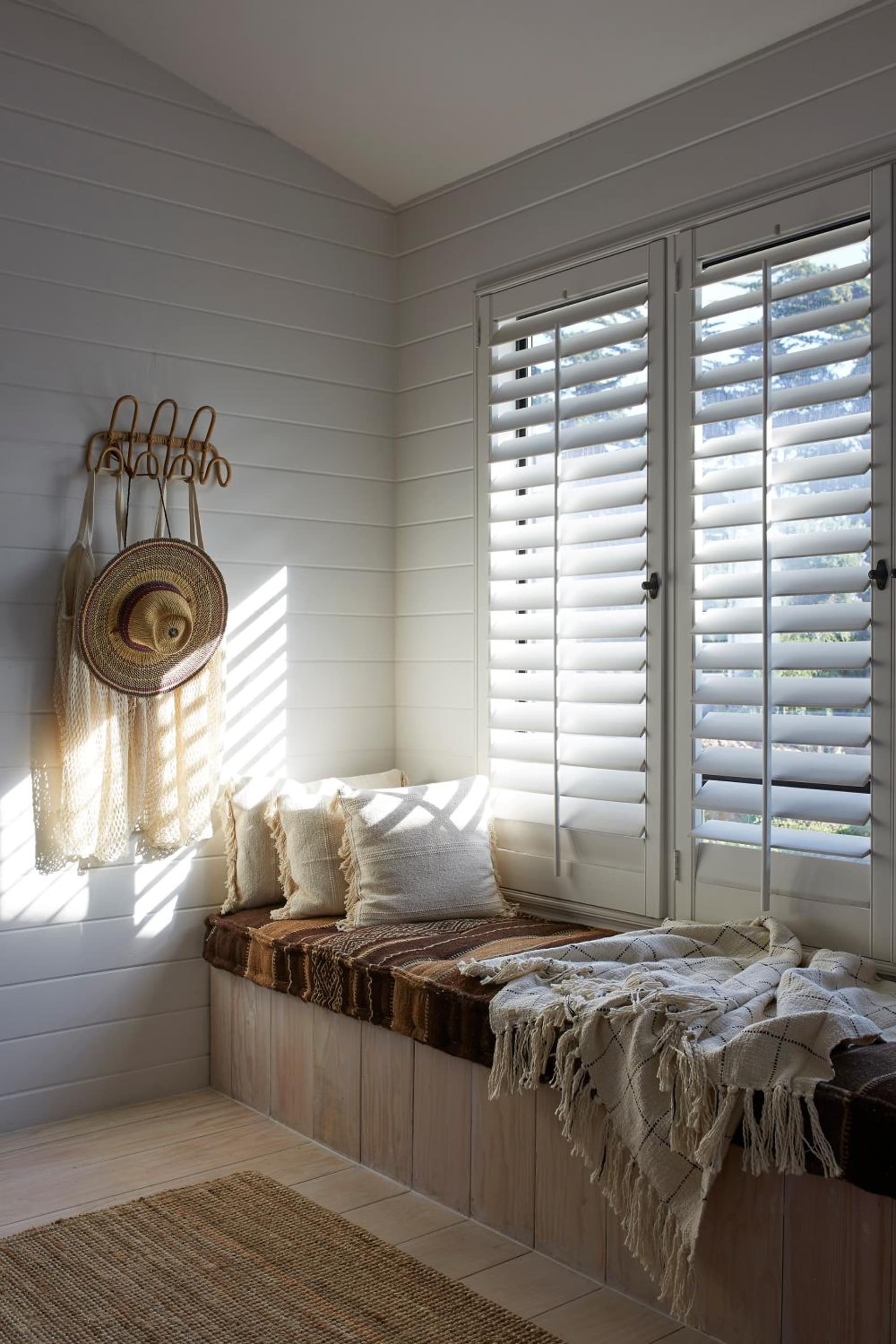 White Water interior in Cambria, CA — gallery photo 2