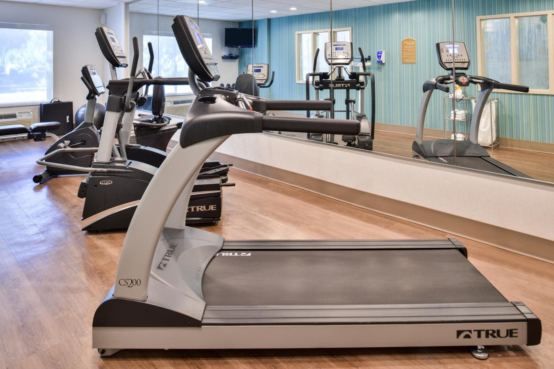 Holiday Inn Express & Suites Lacey - Olympia by IHG gallery photo in Lacey, WA — image 37