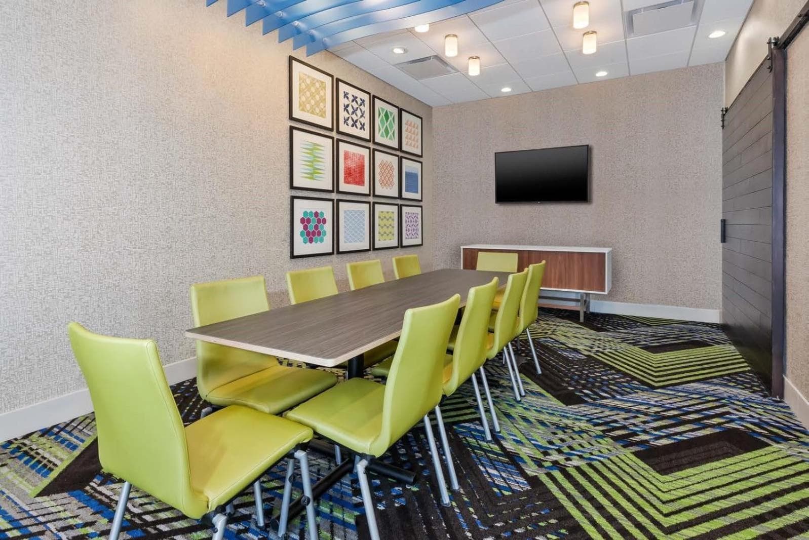 Holiday Inn Express & Suites - Grand Rapids Airport - South by IHG gallery photo in Grand Rapids, MI — image 79