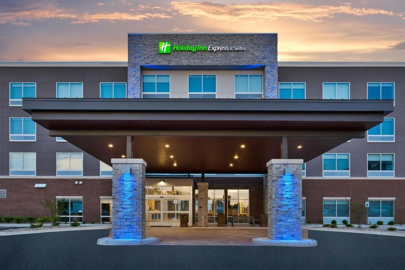 Holiday Inn Express & Suites - Grand Rapids Airport - South by IHG gallery photo in Grand Rapids, MI — image 59