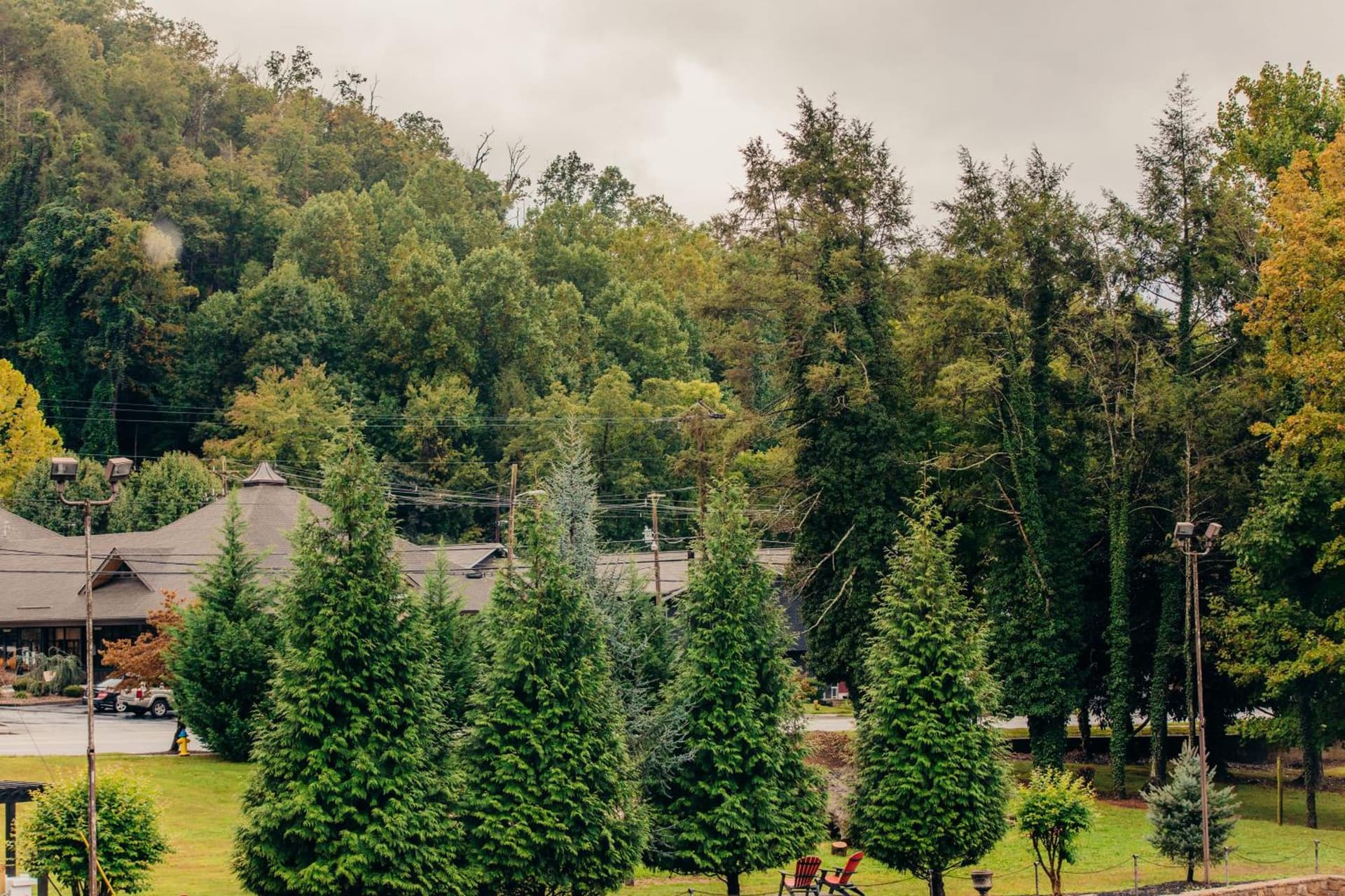 Brookside Lodge - Gatlinburg - On the River featured exterior or lobby in Gatlinburg, TN — similar hotel