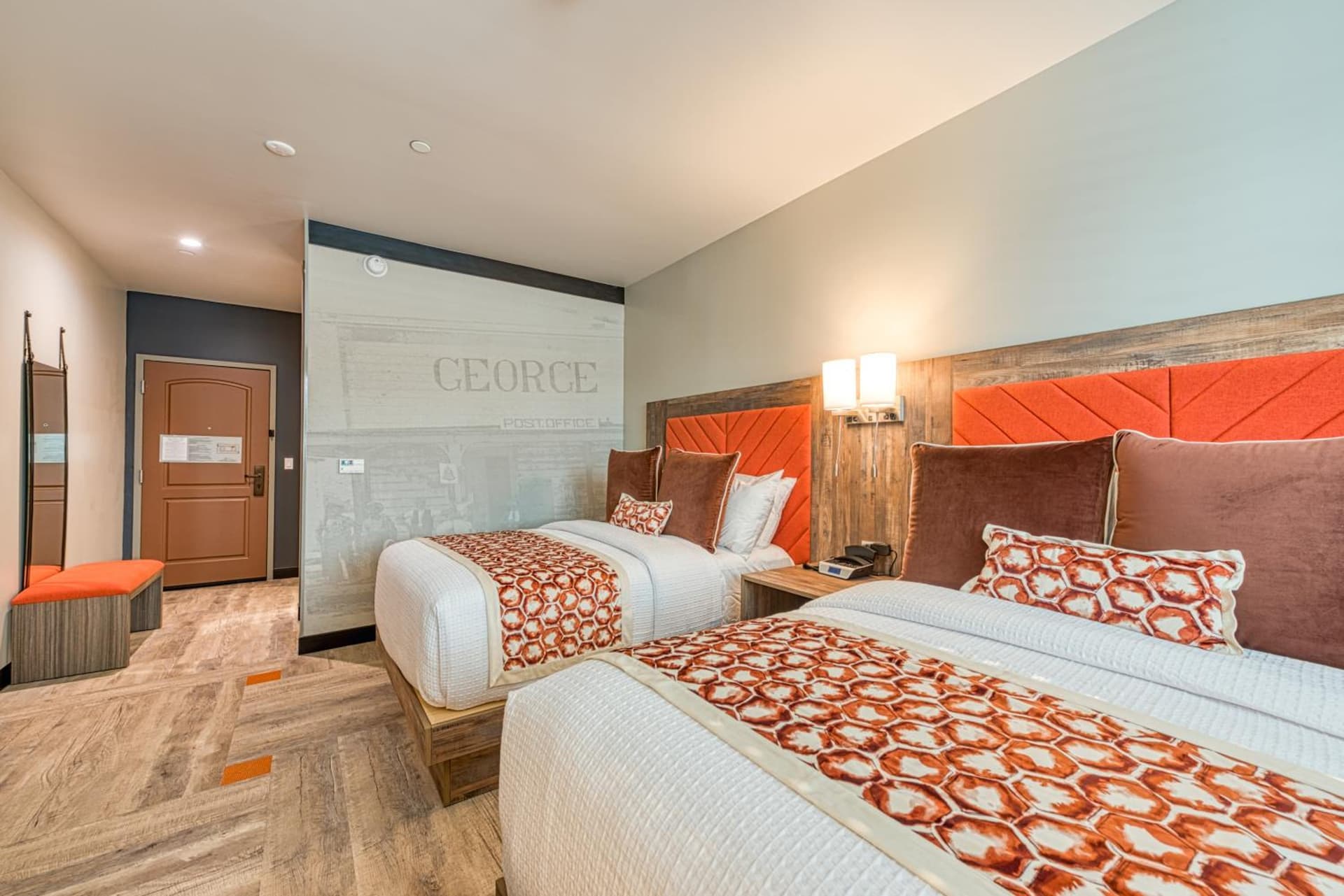 Hotel Lexen Newhall & Santa Clarita - Near Six Flags Magic Mountain gallery photo in Santa Clarita, CA — image 24