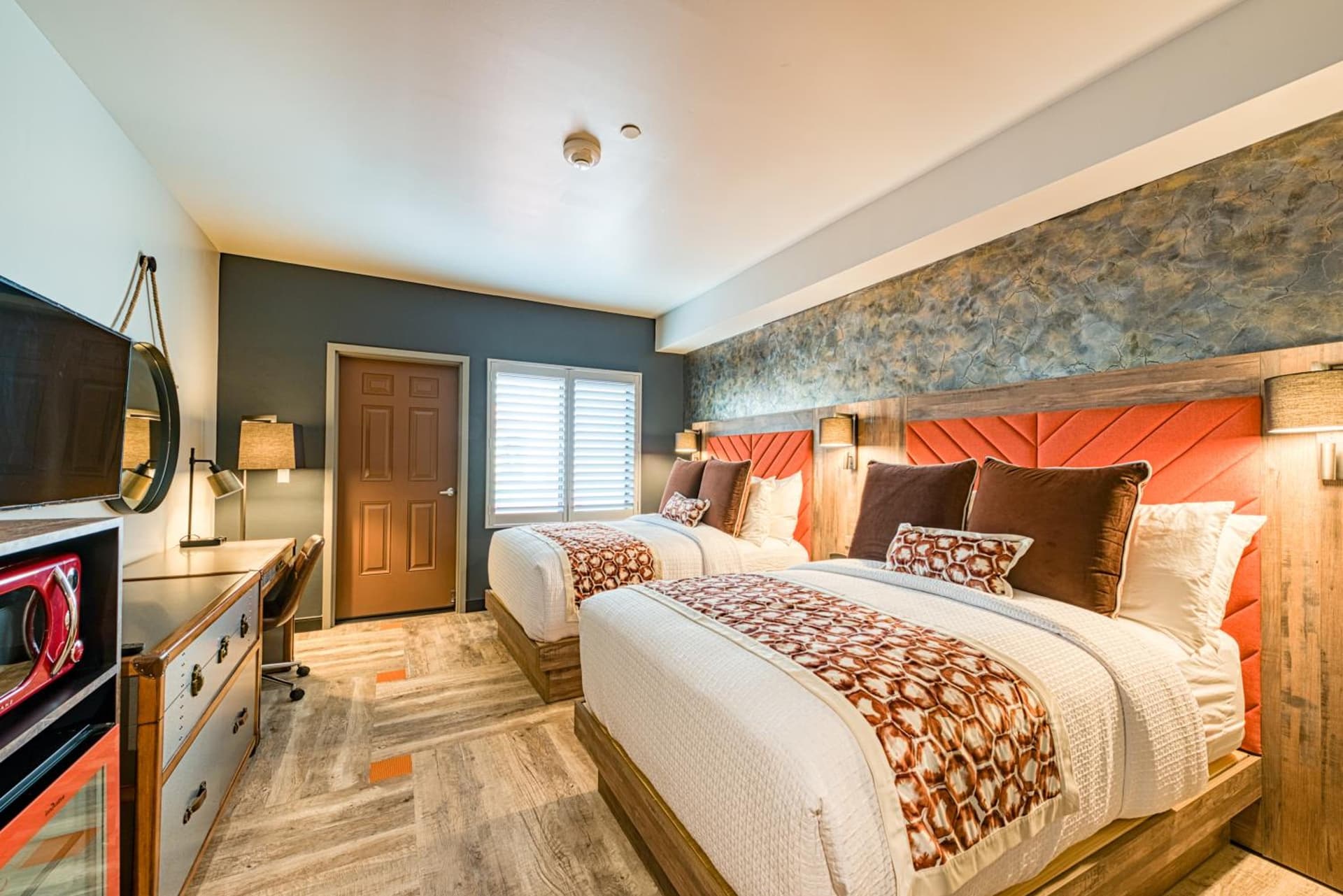 Hotel Lexen Newhall & Santa Clarita - Near Six Flags Magic Mountain gallery photo in Santa Clarita, CA — image 80