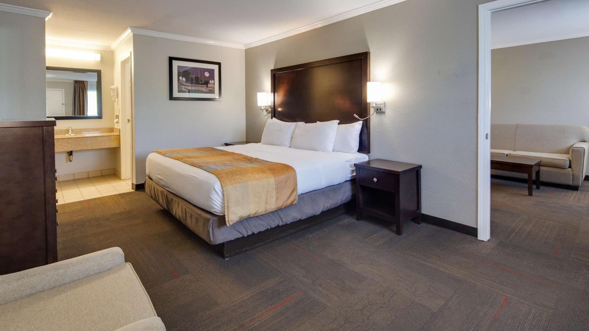 Best Western Clermont gallery photo in Cincinnati, OH — image 4