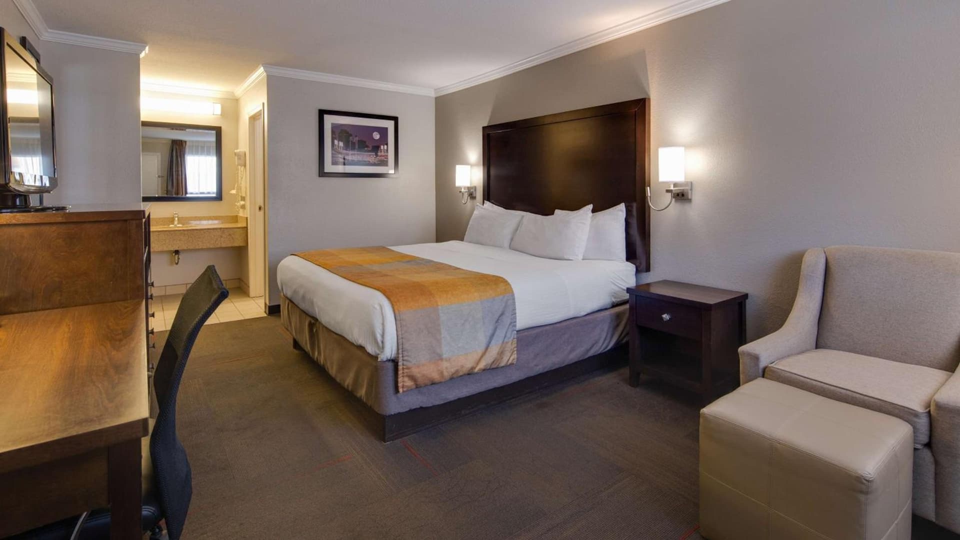 Best Western Clermont gallery photo in Cincinnati, OH — image 13