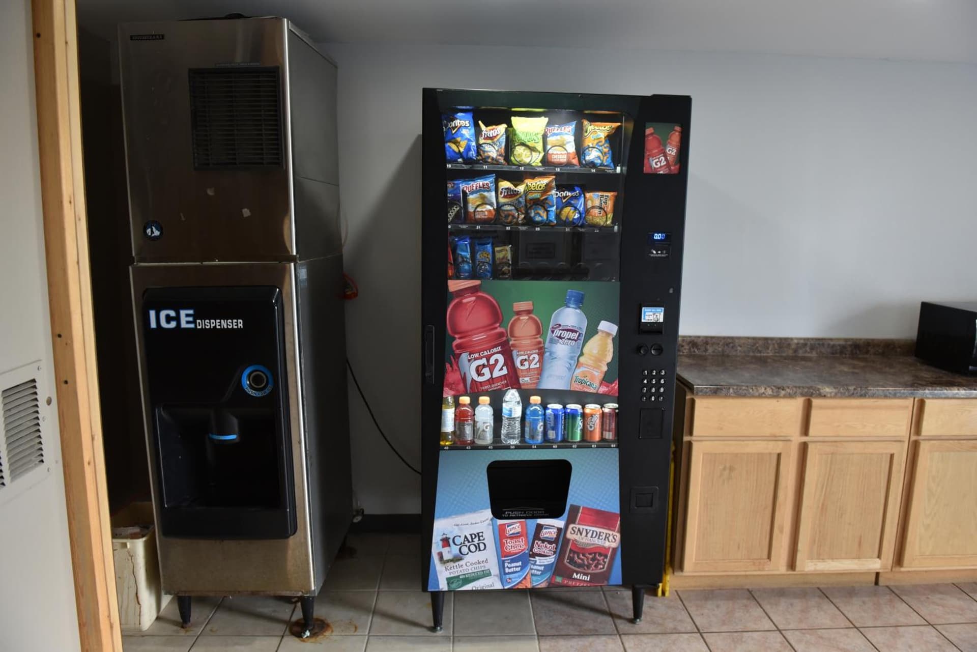 Knights Inn Merrillville property views in Merrillville, IN — gallery photo 3