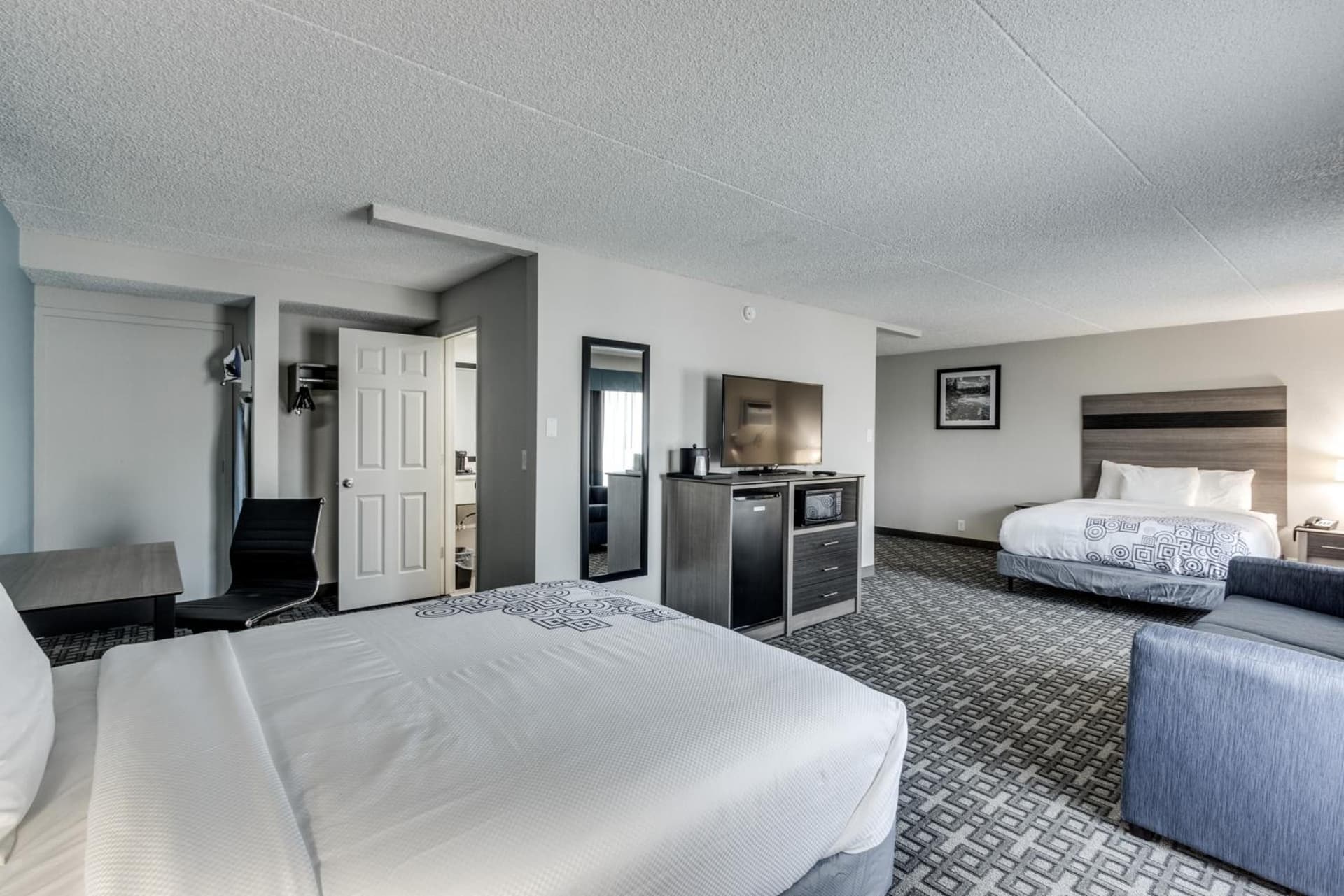 Days Inn & Suites by Wyndham Spokane gallery photo in Spokane, WA — image 6