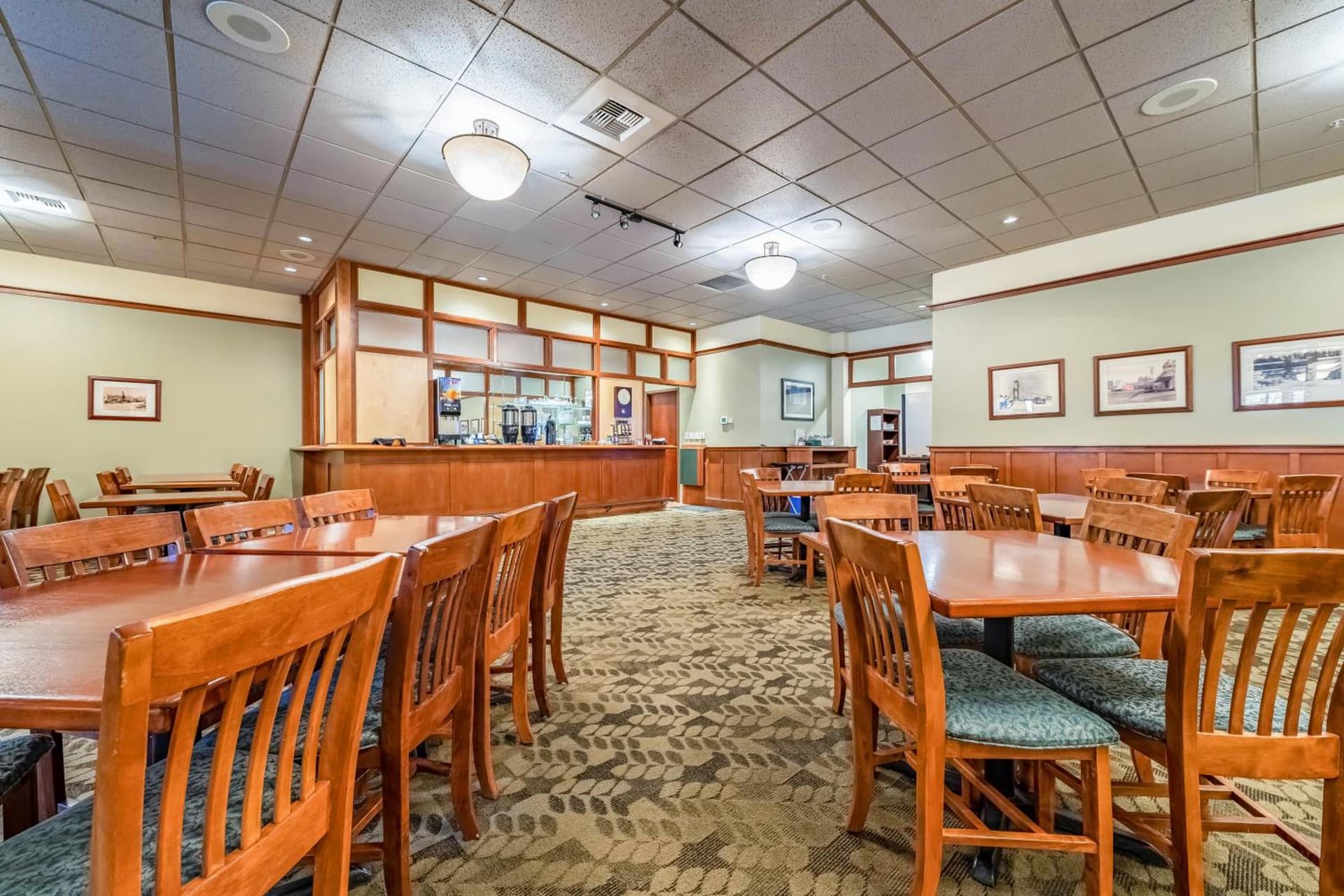 The INN at Gig Harbor gallery photo in Gig Harbor, WA — image 9