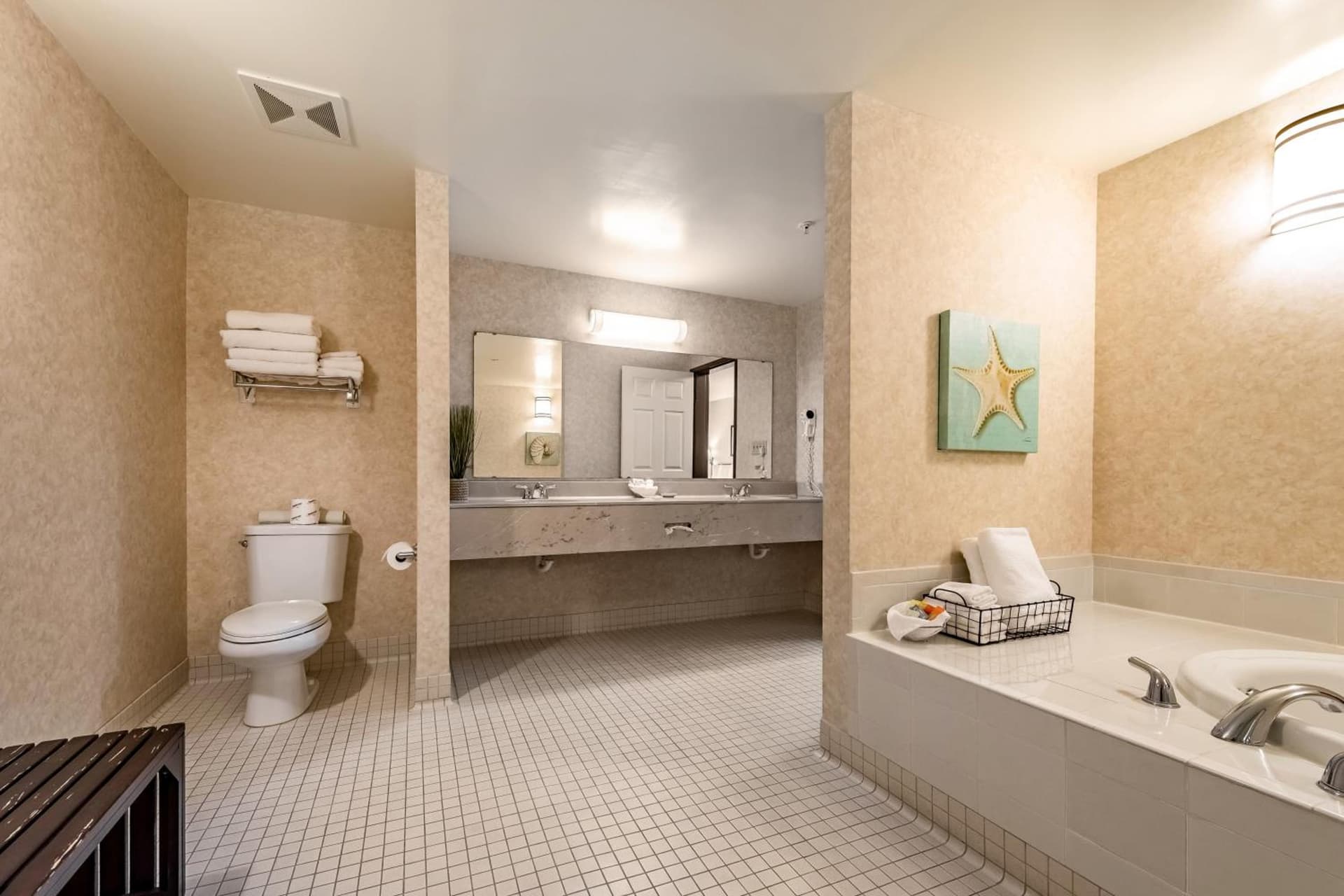 The INN at Gig Harbor gallery photo in Gig Harbor, WA — image 16