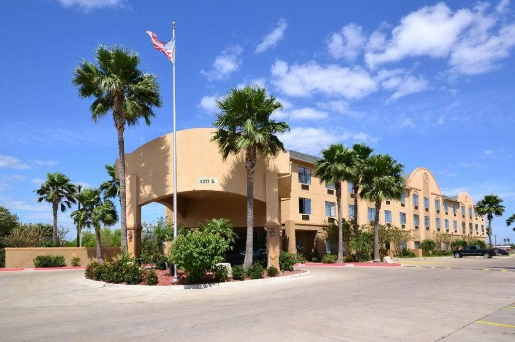 Best Western Casa Villa Suites — hotel in Harlingen, Texas