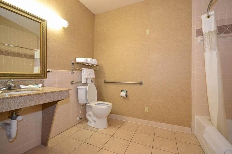 Best Western Casa Villa Suites gallery photo in Harlingen, TX — image 17