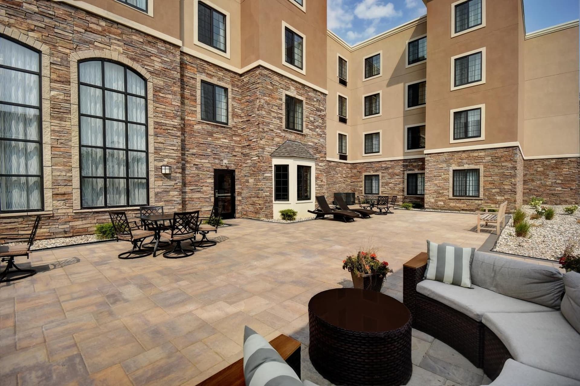 Staybridge Suites - Holland by IHG gallery photo in Holland, MI — image 20