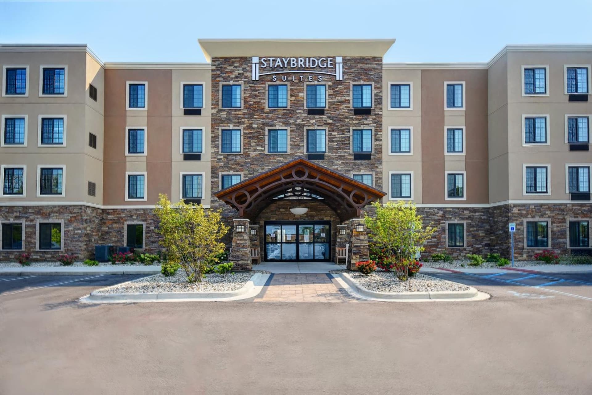 Staybridge Suites - Holland by IHG gallery photo in Holland, MI — image 5