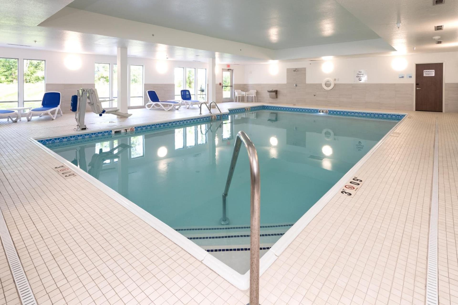 Holiday Inn Express & Suites - Portage by IHG gallery photo in Portage, IN — image 28
