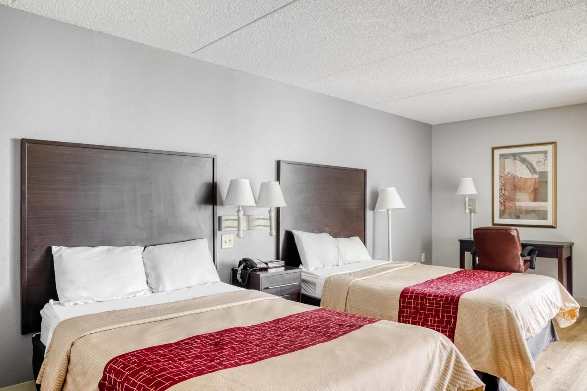 OYO Hotel Burlington South gallery photo in Burlington, NC — image 26