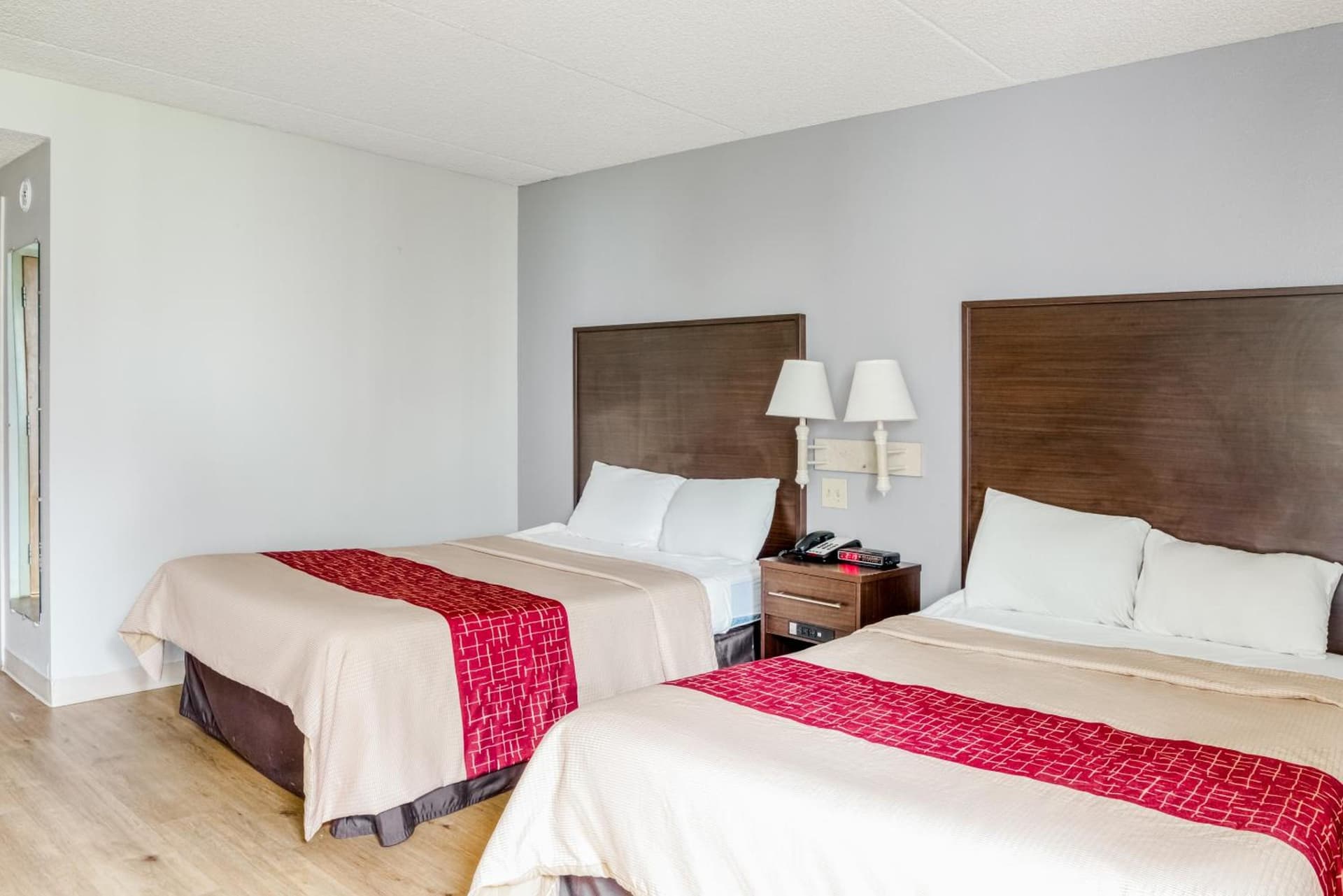 OYO Hotel Burlington South gallery photo in Burlington, NC — image 54