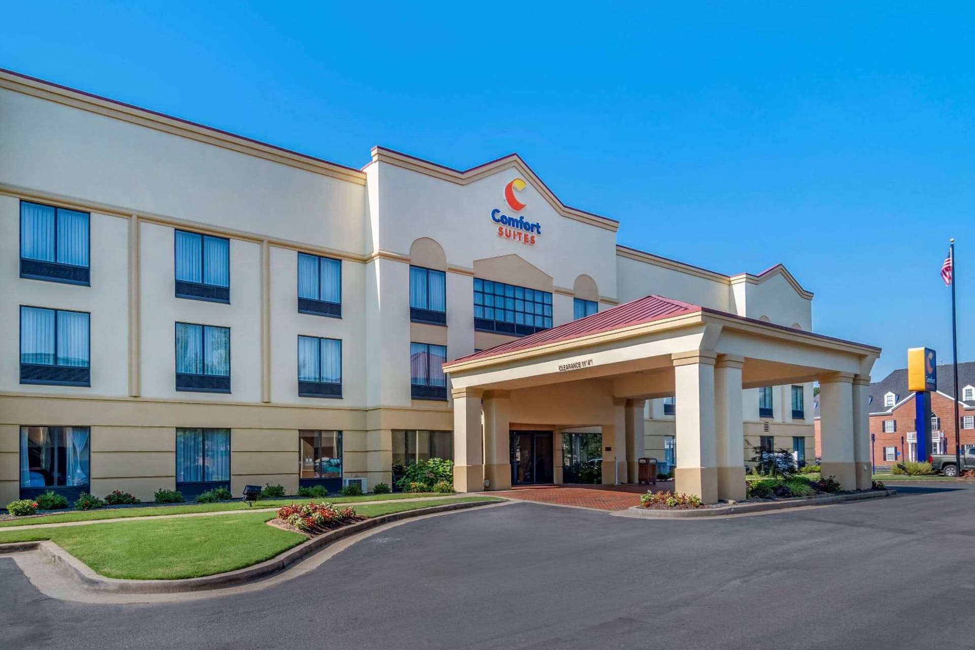 Comfort Suites Woodstock - Atlanta North featured exterior or lobby in Woodstock, GA — similar hotel
