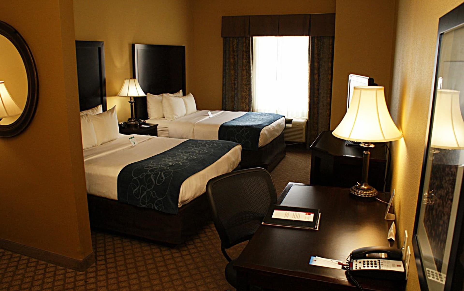 Comfort Suites Frisco gallery photo in Frisco, TX — image 32