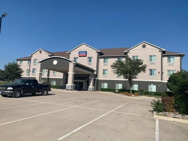 Quality Inn & Suites - Marlin interior in Marlin, TX — gallery photo 2