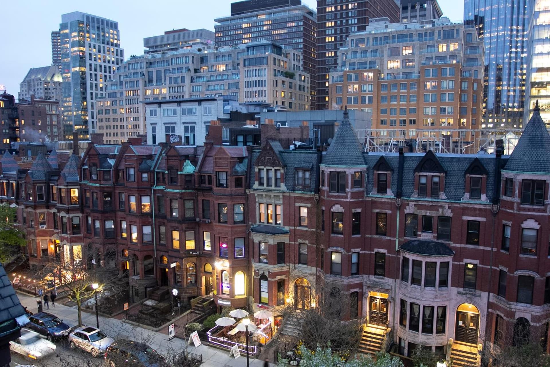 Newbury Guest House interior in Boston, MA — gallery photo 2