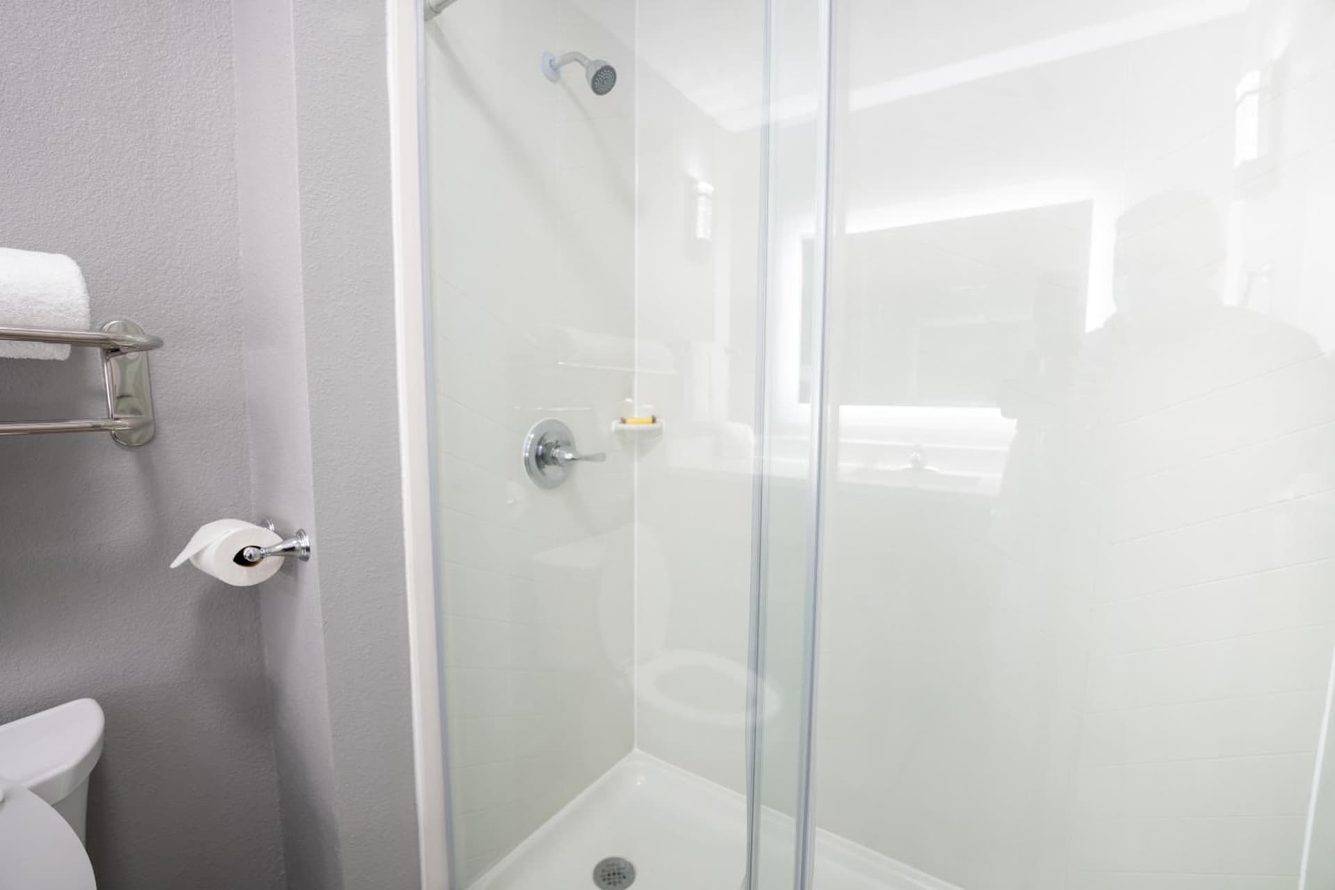 Comfort Suites Seabrook - La Porte - Kemah gallery photo in Seabrook, TX — image 18
