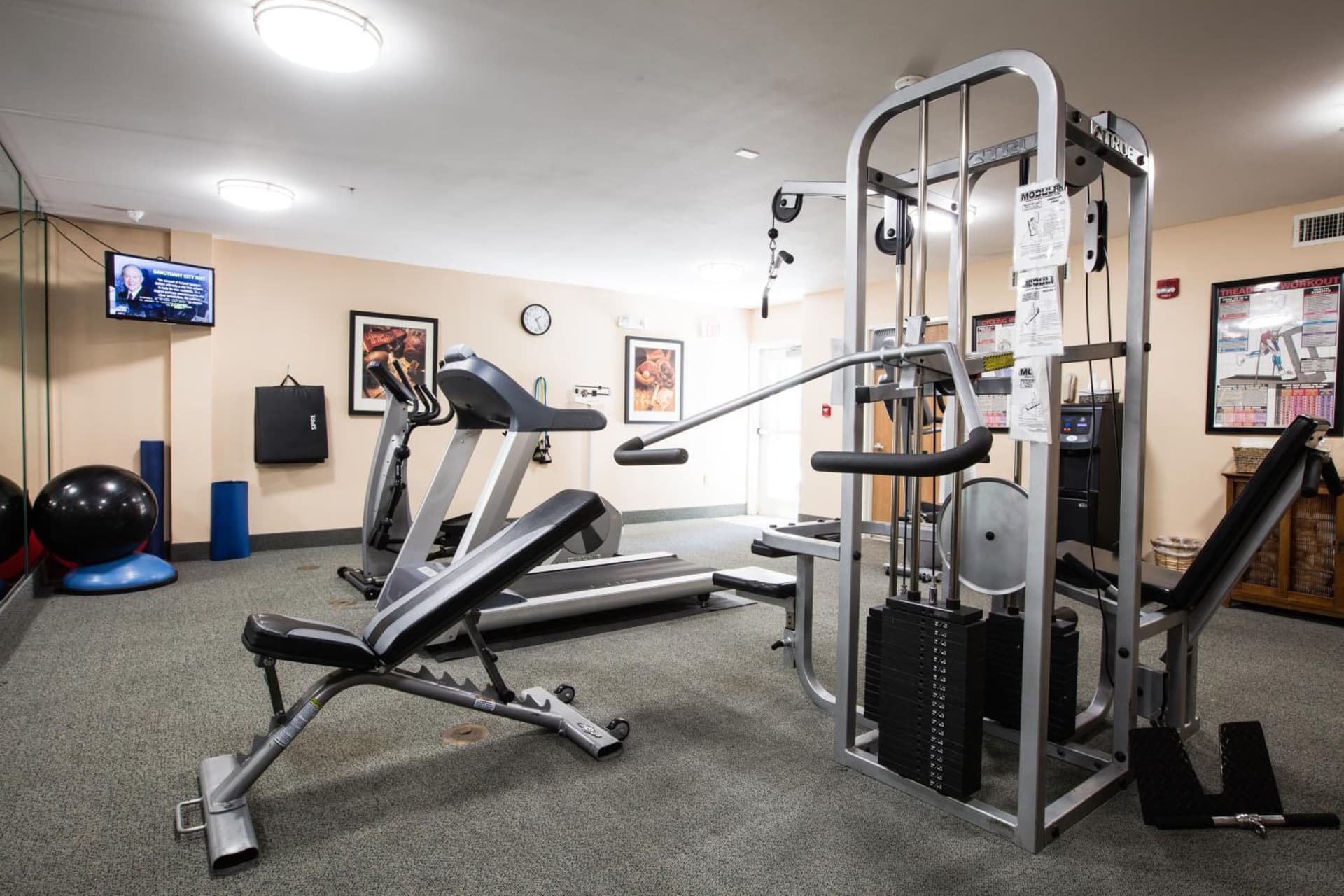 Staybridge Suites Austin Airport by IHG property views in Austin, TX — gallery photo 3
