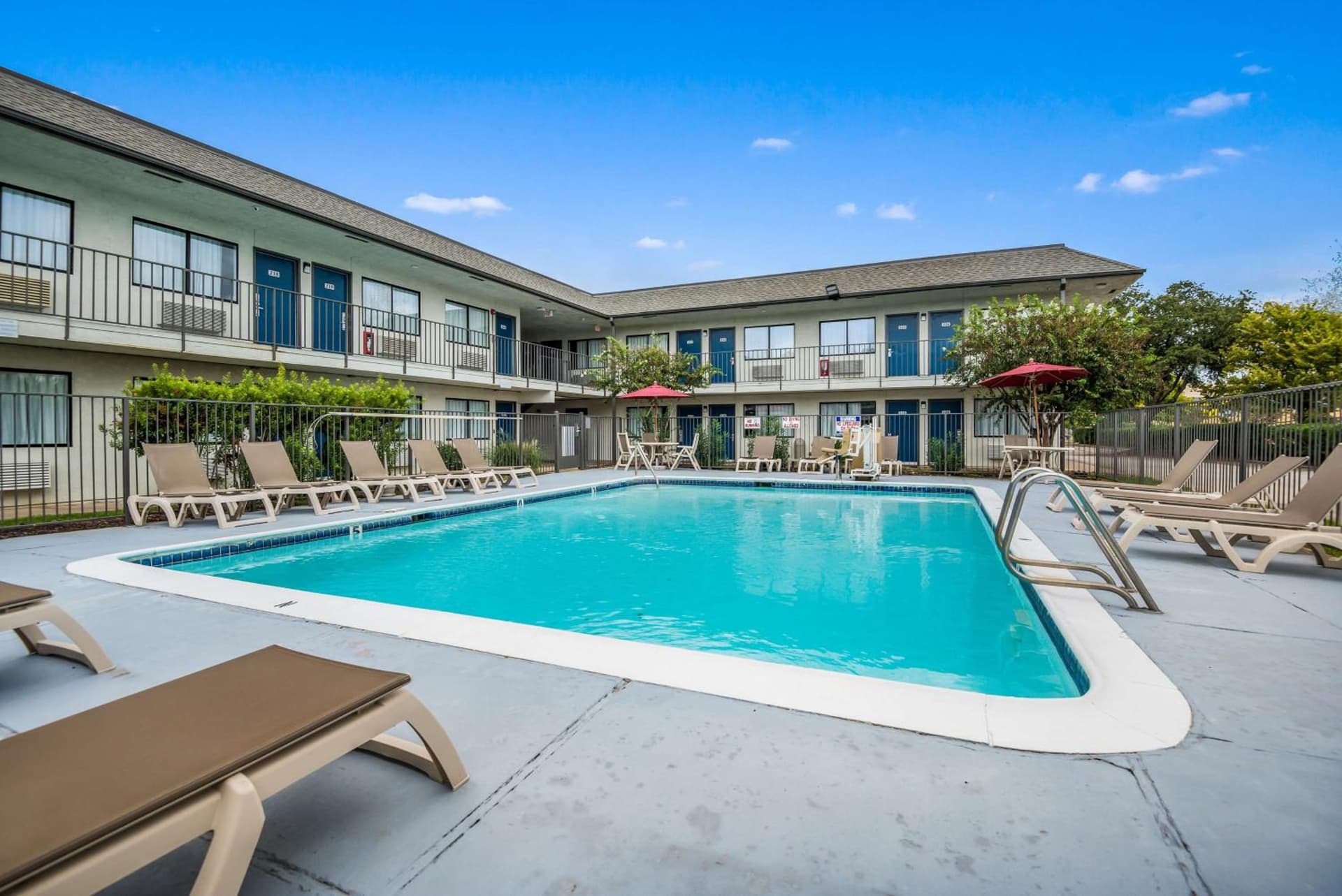 Motel 6-College Station, TX - Bryan gallery photo in College Station, TX — image 20