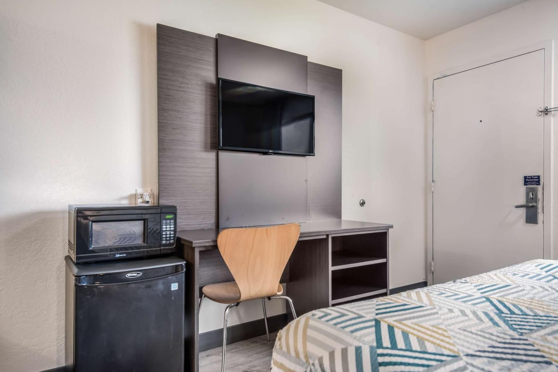 Motel 6-College Station, TX - Bryan gallery photo in College Station, TX — image 9