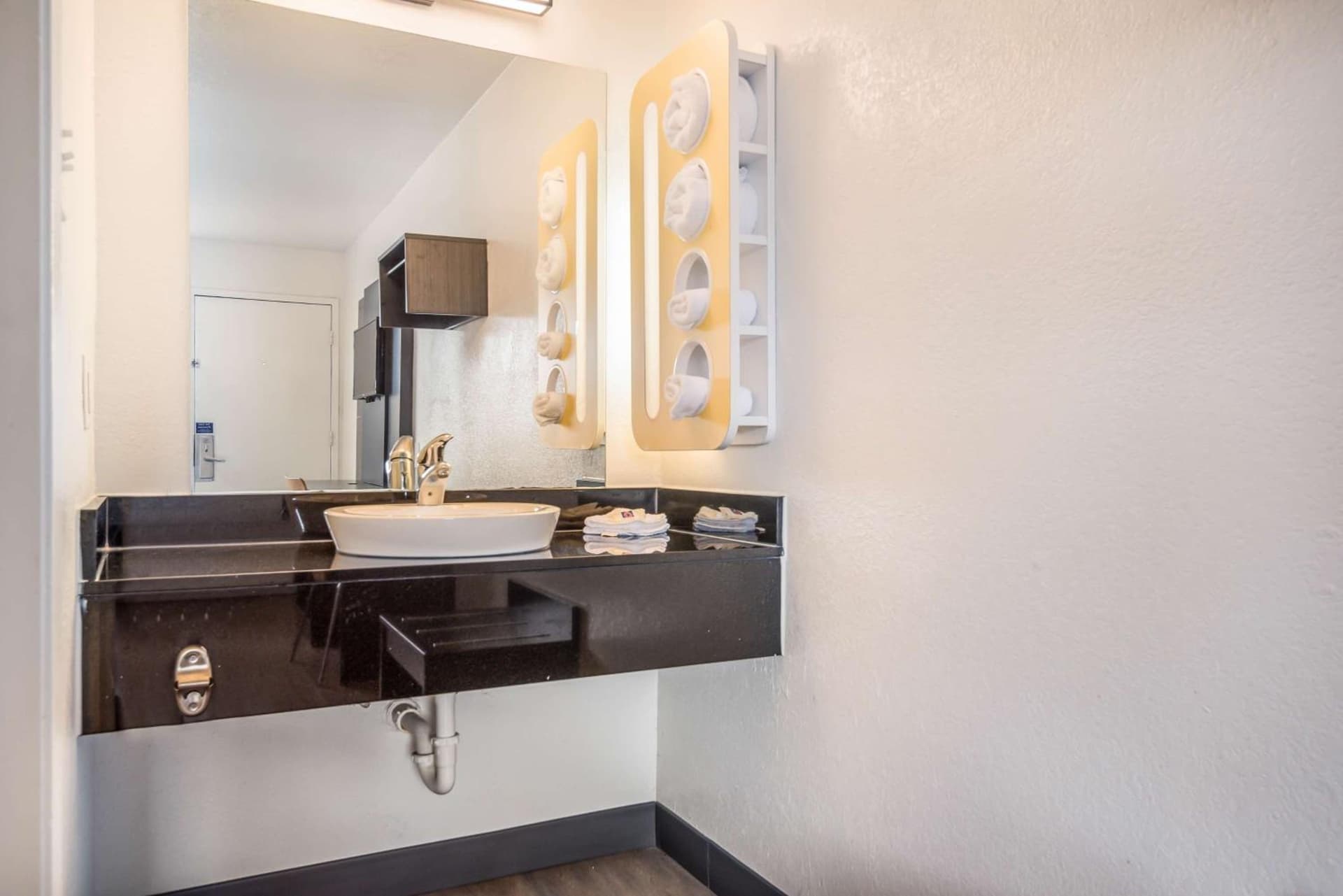 Motel 6-College Station, TX - Bryan gallery photo in College Station, TX — image 40