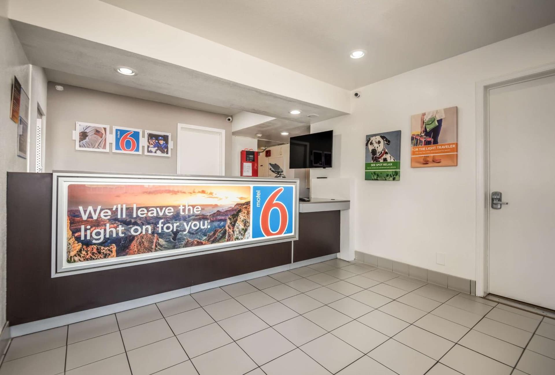 Motel 6-College Station, TX - Bryan gallery photo in College Station, TX — image 5