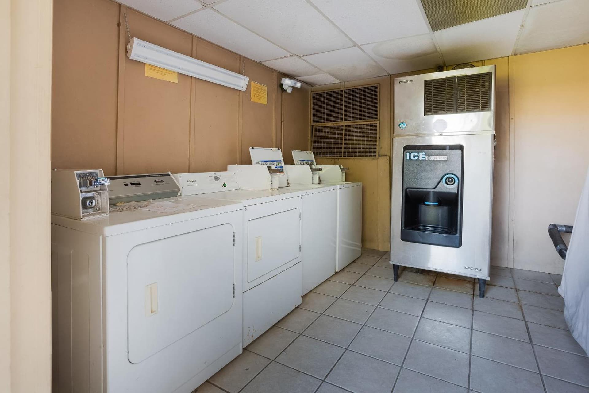 OYO Hotel Tyler Lindale gallery photo in Tyler, TX — image 46