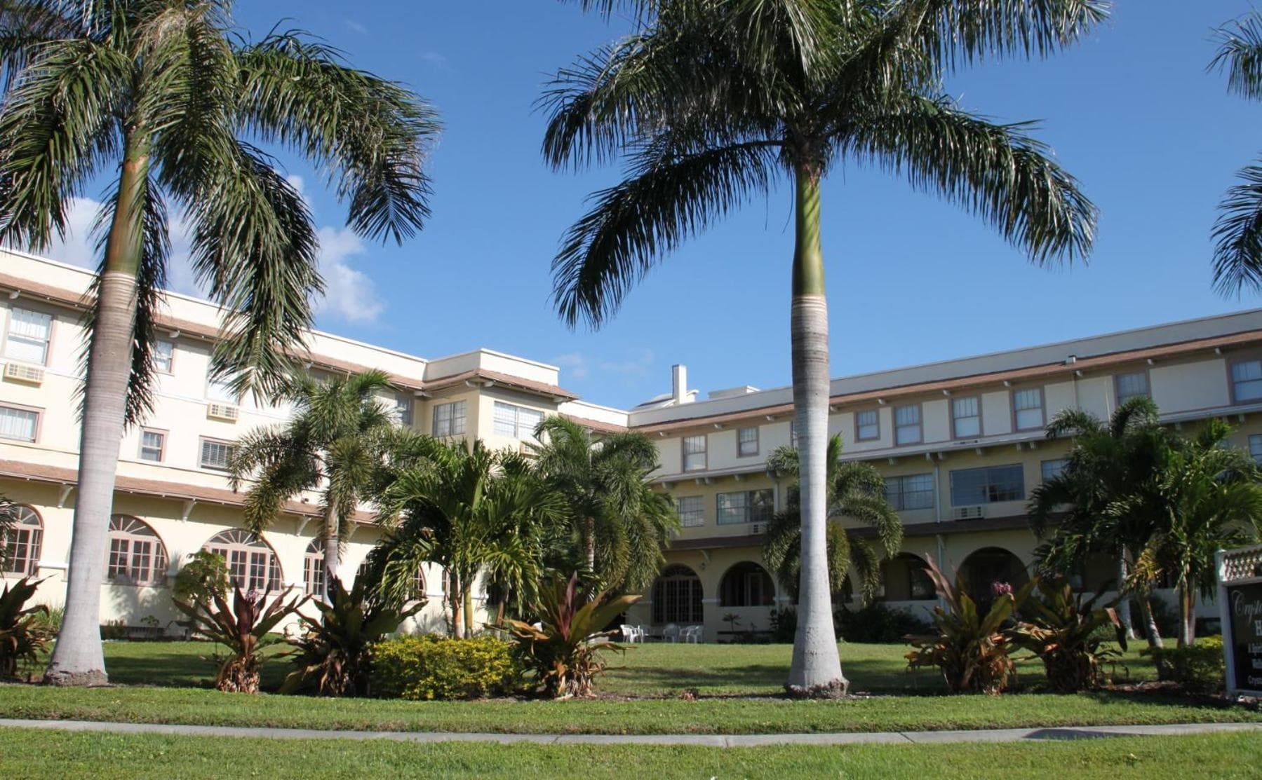 Crystal Bay Historic Hotel gallery photo in St Petersburg, FL — image 96