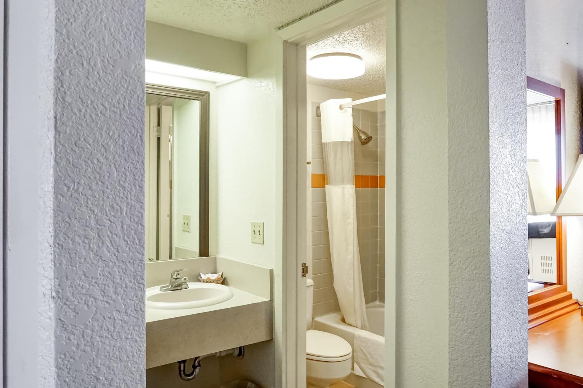 OYO Hotel Killeen East Central gallery photo in Killeen, TX — image 50