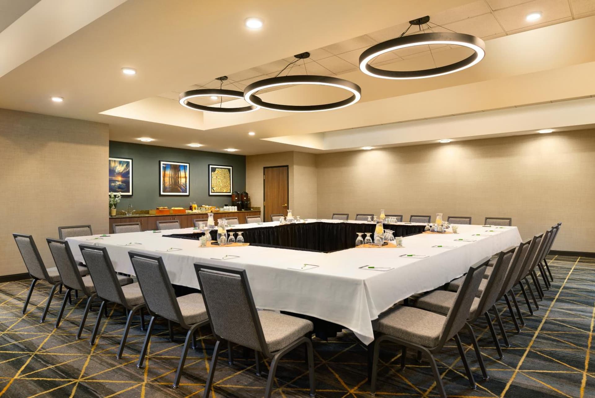 Holiday Inn & Suites Oakland - Airport by IHG gallery photo in Oakland, CA — image 41