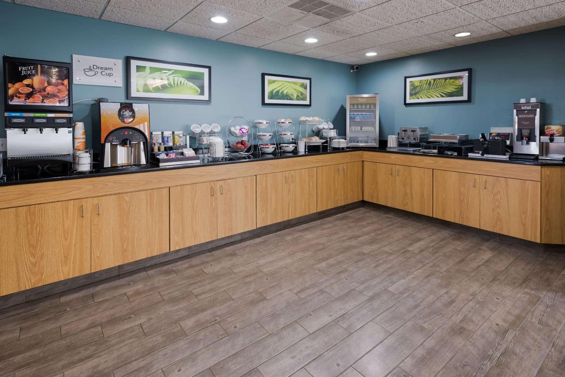 Sleep Inn & Suites Port Clinton gallery photo in Port Clinton, OH — image 7