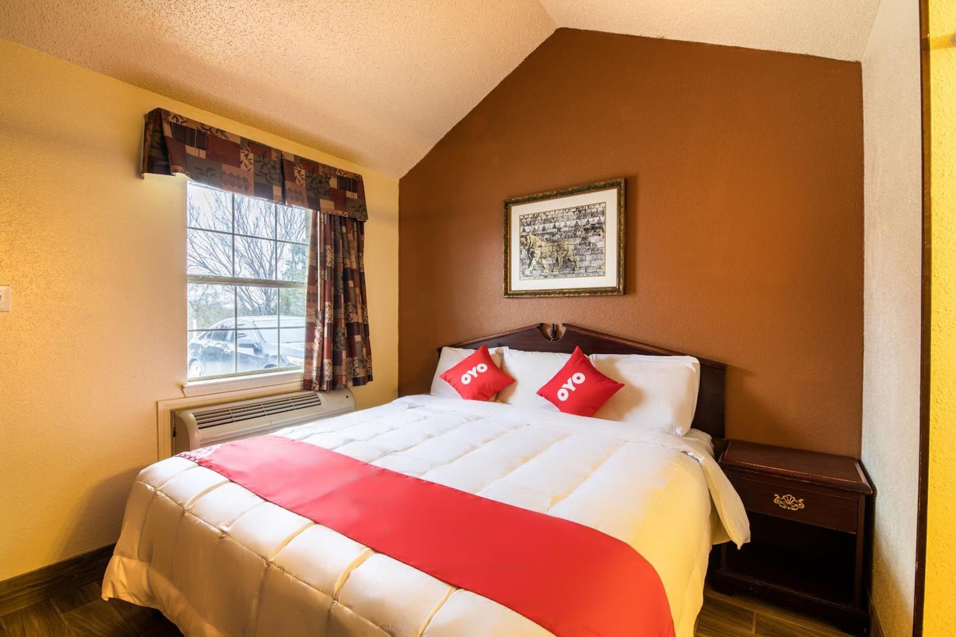 OYO Hotel Decatur TX Hwy 287 Northwest property views in Decatur, TX — gallery photo 3
