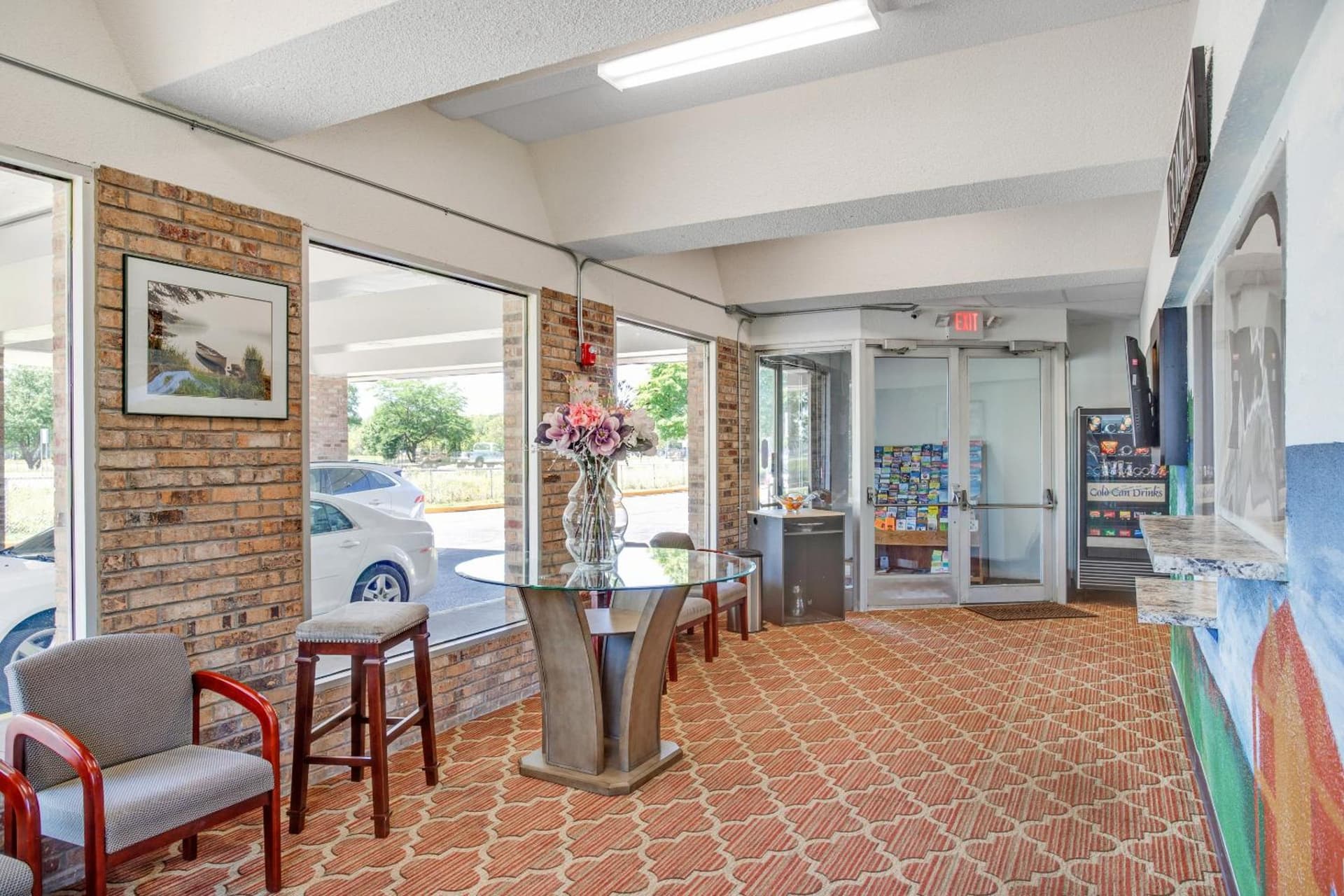 OYO Hotel Mona Lake Muskegon gallery photo in Muskegon, MI — image 32