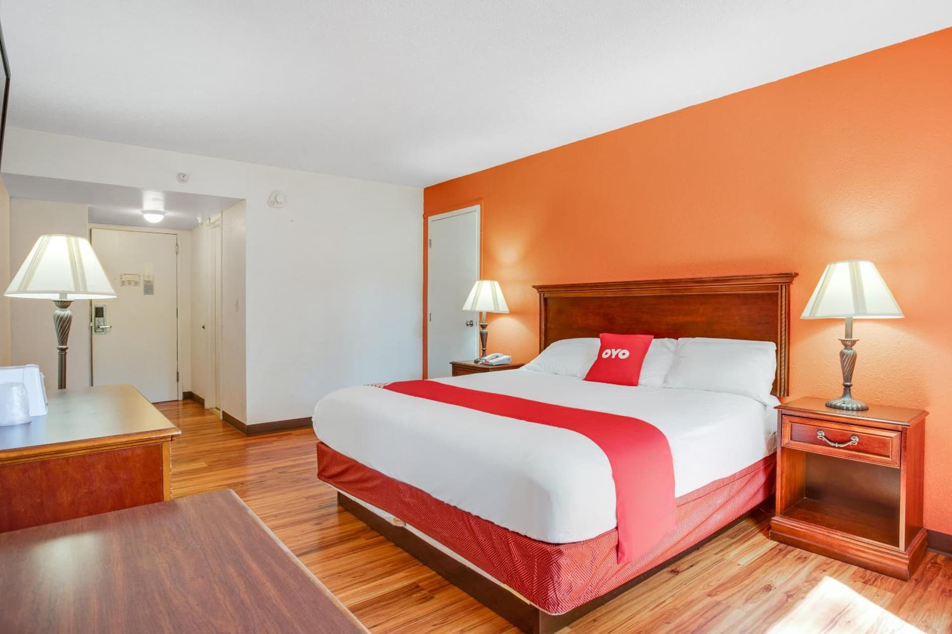 OYO Hotel Mona Lake Muskegon gallery photo in Muskegon, MI — image 34