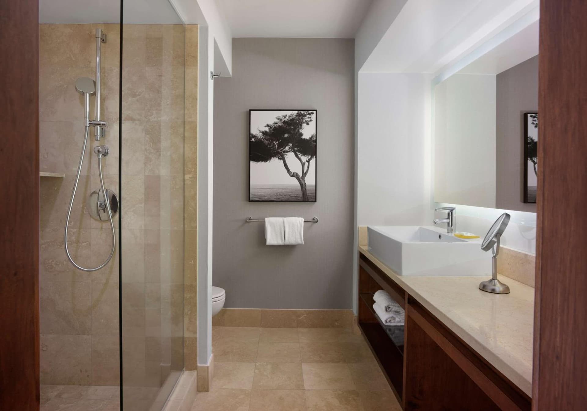 Hyatt Regency Monterey Hotel and Spa gallery photo in Monterey, CA — image 48