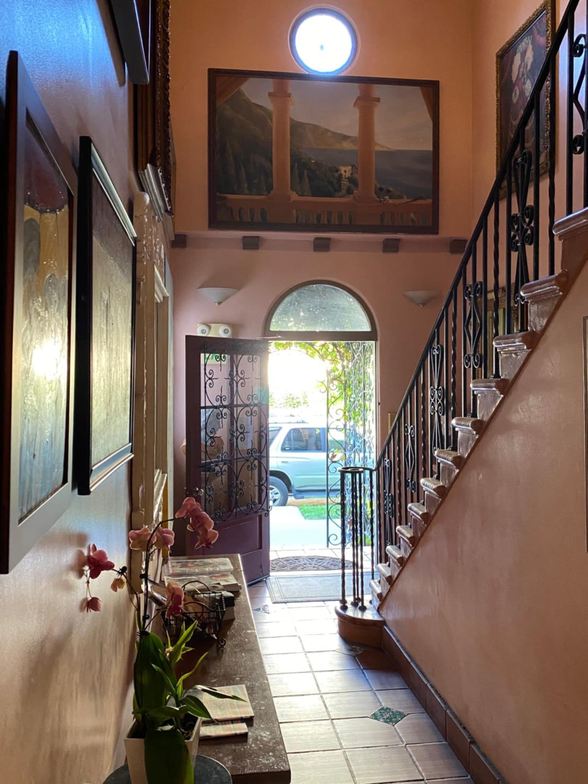 Villa Rosa Inn gallery photo in Santa Barbara, CA — image 114