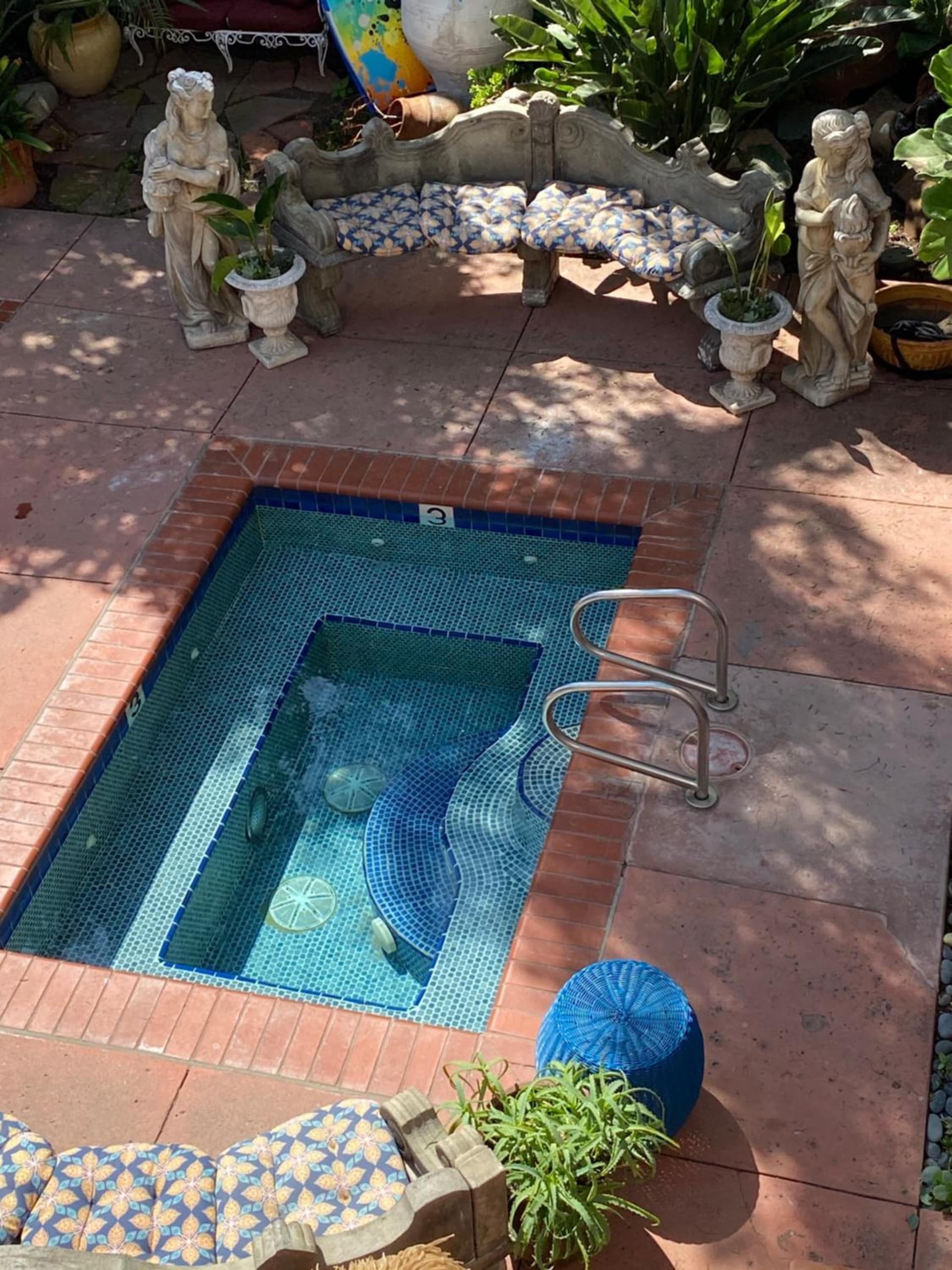 Villa Rosa Inn gallery photo in Santa Barbara, CA — image 71