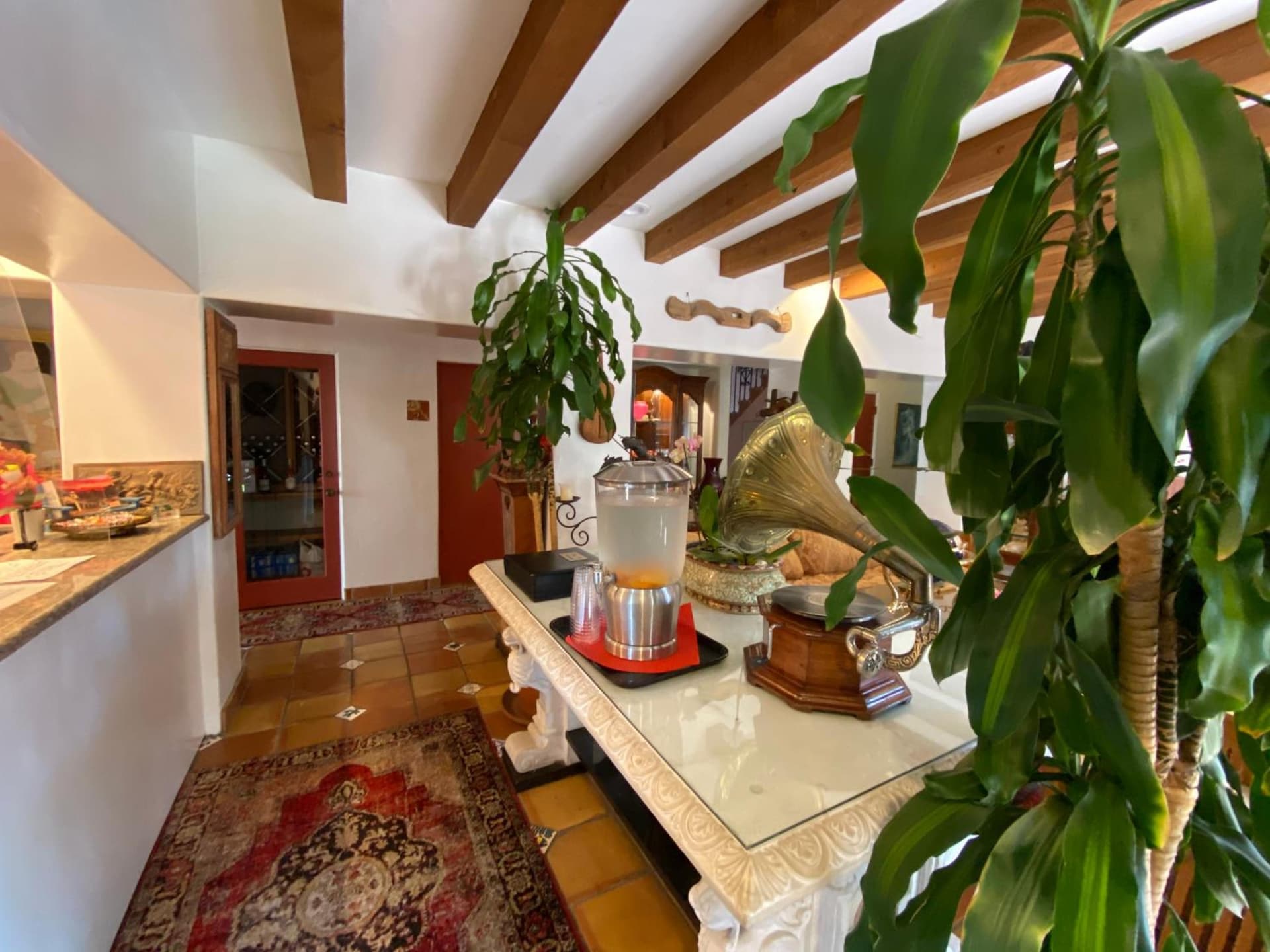 Villa Rosa Inn gallery photo in Santa Barbara, CA — image 144