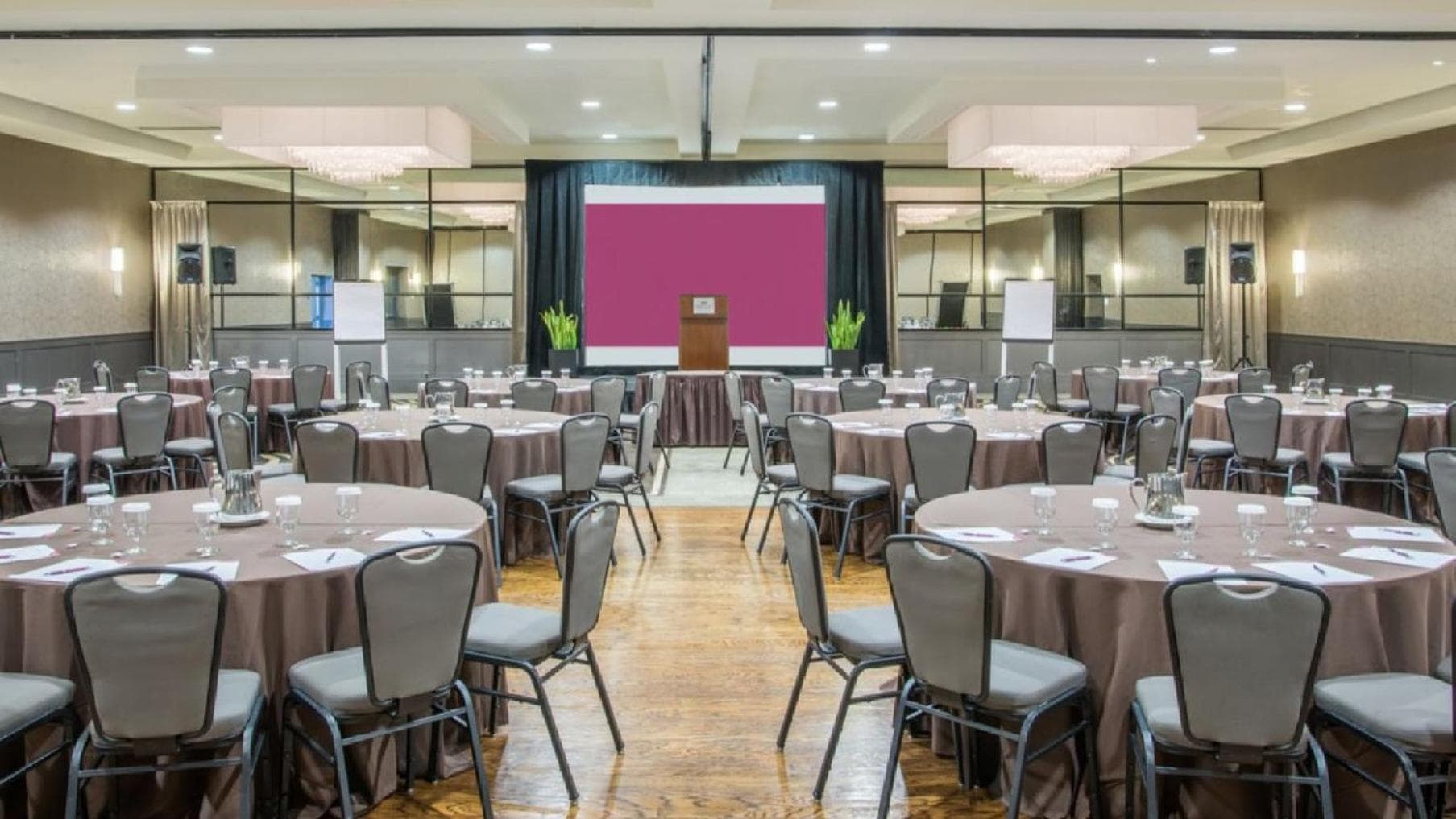 Crowne Plaza Suffern-Mahwah by IHG gallery photo in Suffern, NY — image 31