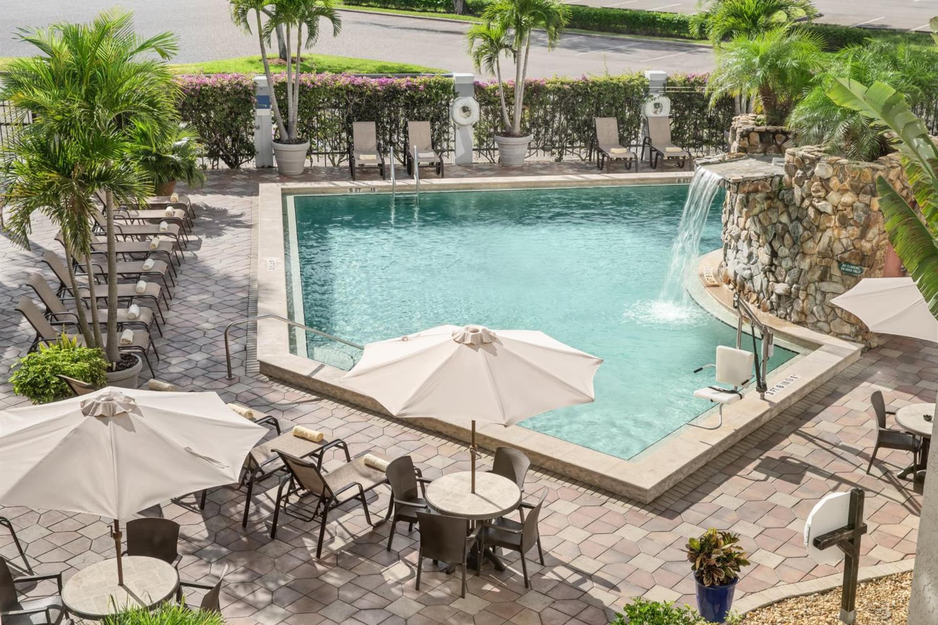 Doubletree by Hilton Fort Myers at Bell Tower Shops gallery photo in Fort Myers, FL — image 73
