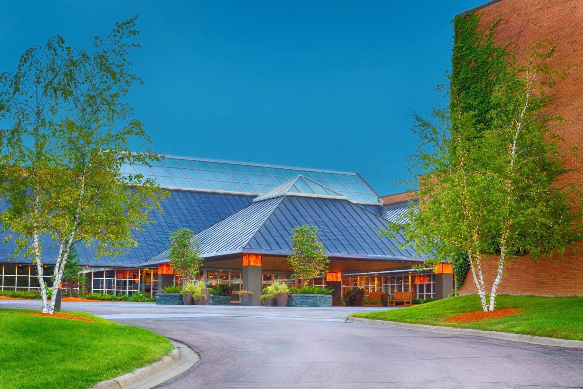 Crowne Plaza Minneapolis West by IHG featured exterior or lobby in Plymouth, MN — similar hotel