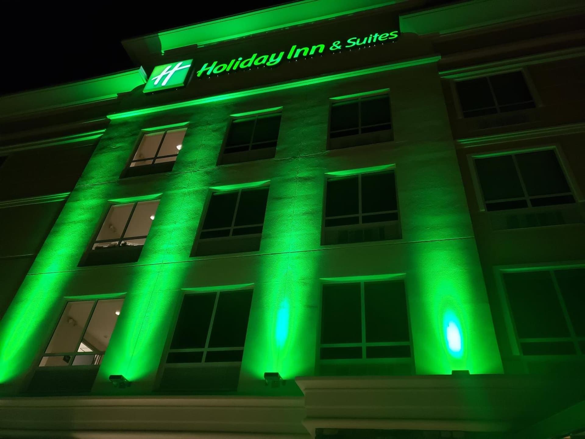 Holiday Inn & Suites - Hopkinsville - Convention Ctr by IHG gallery photo in Hopkinsville, KY — image 11
