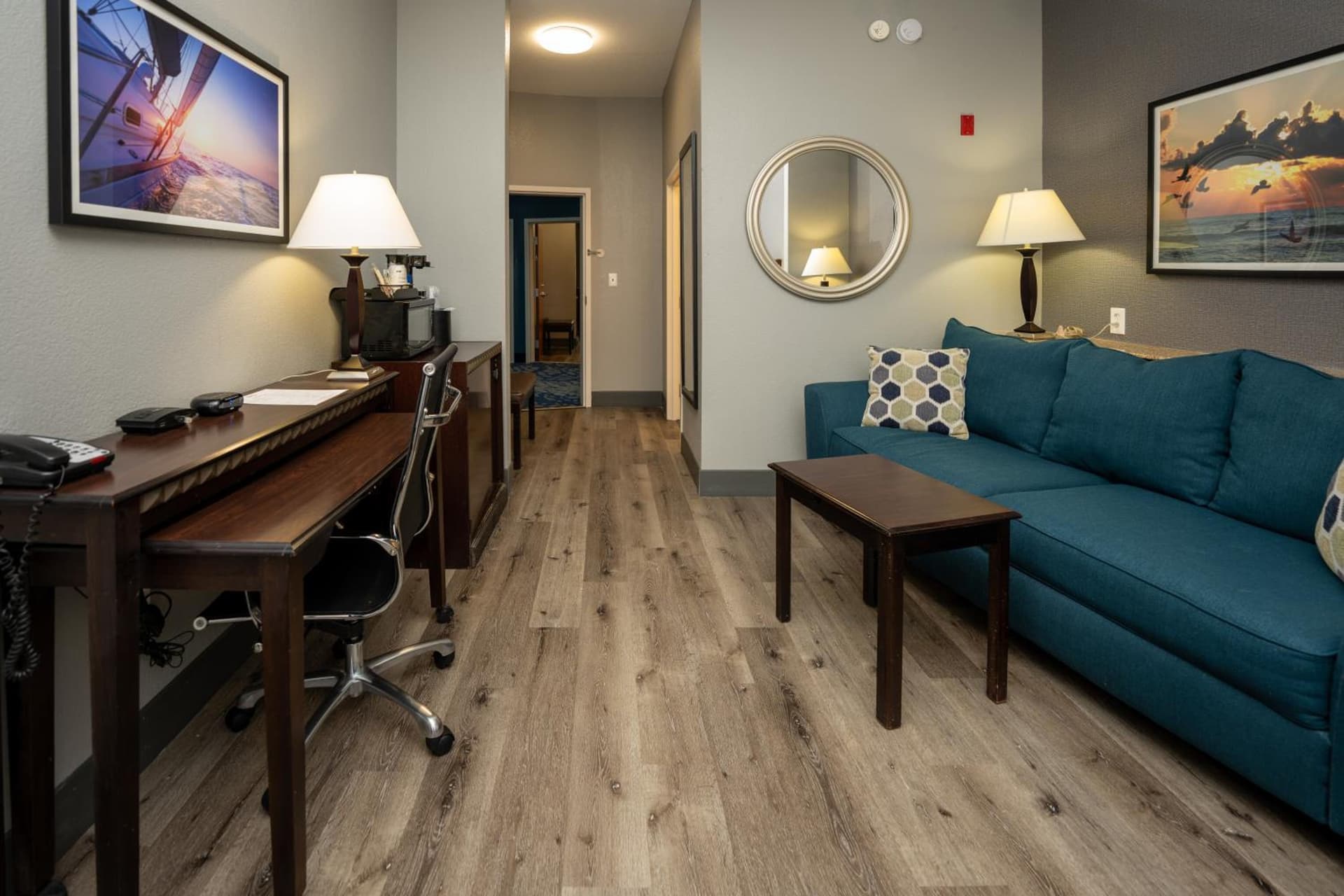 Comfort Suites Seabrook - La Porte - Kemah gallery photo in Seabrook, TX — image 11